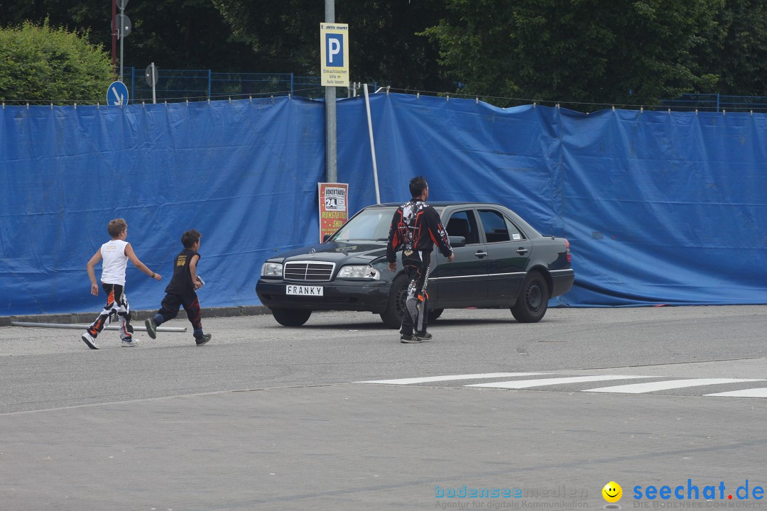 XXXXL-Monster-Truck-Show: Volkertshausen am Bodensee, 24.06.2012