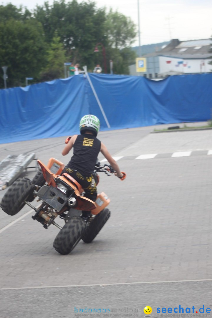 XXXXL-Monster-Truck-Show: Volkertshausen am Bodensee, 24.06.2012