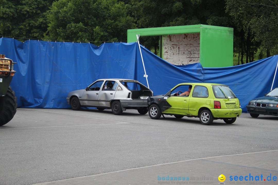 XXXXL-Monster-Truck-Show: Volkertshausen am Bodensee, 24.06.2012