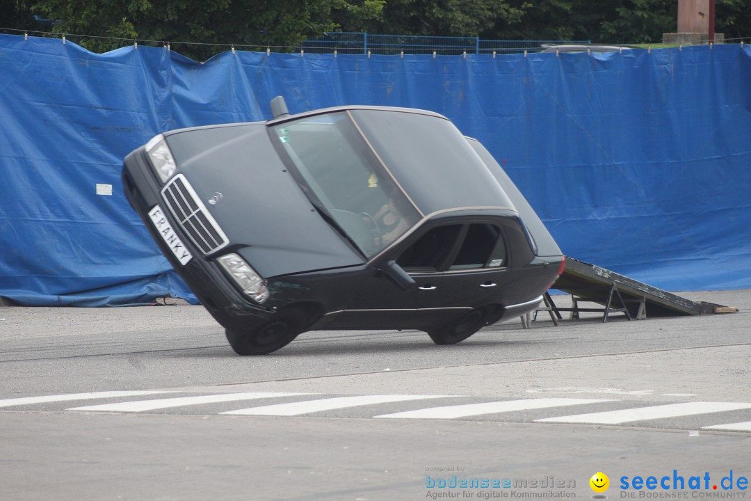 XXXXL-Monster-Truck-Show: Volkertshausen am Bodensee, 24.06.2012