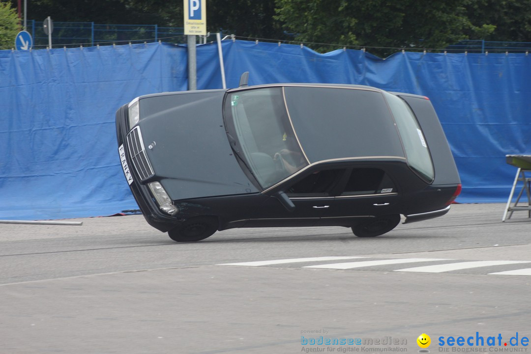 XXXXL-Monster-Truck-Show: Volkertshausen am Bodensee, 24.06.2012