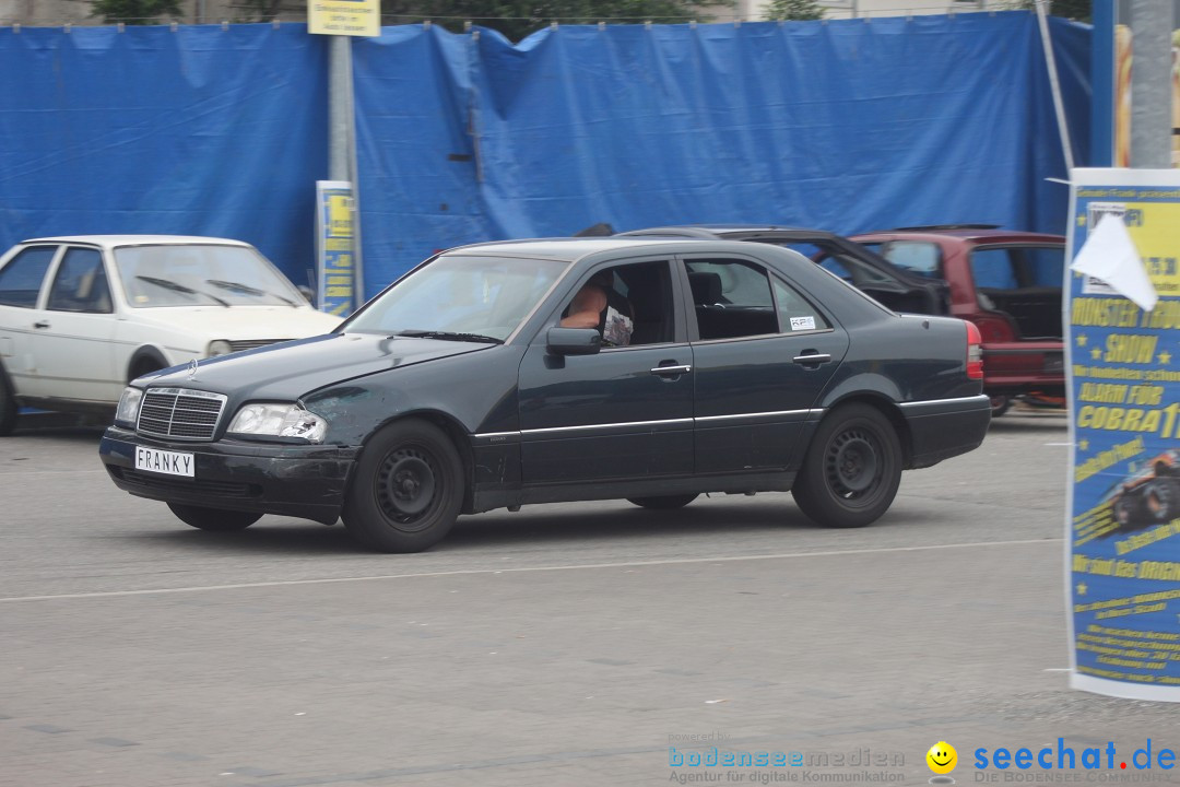 XXXXL-Monster-Truck-Show: Volkertshausen am Bodensee, 24.06.2012