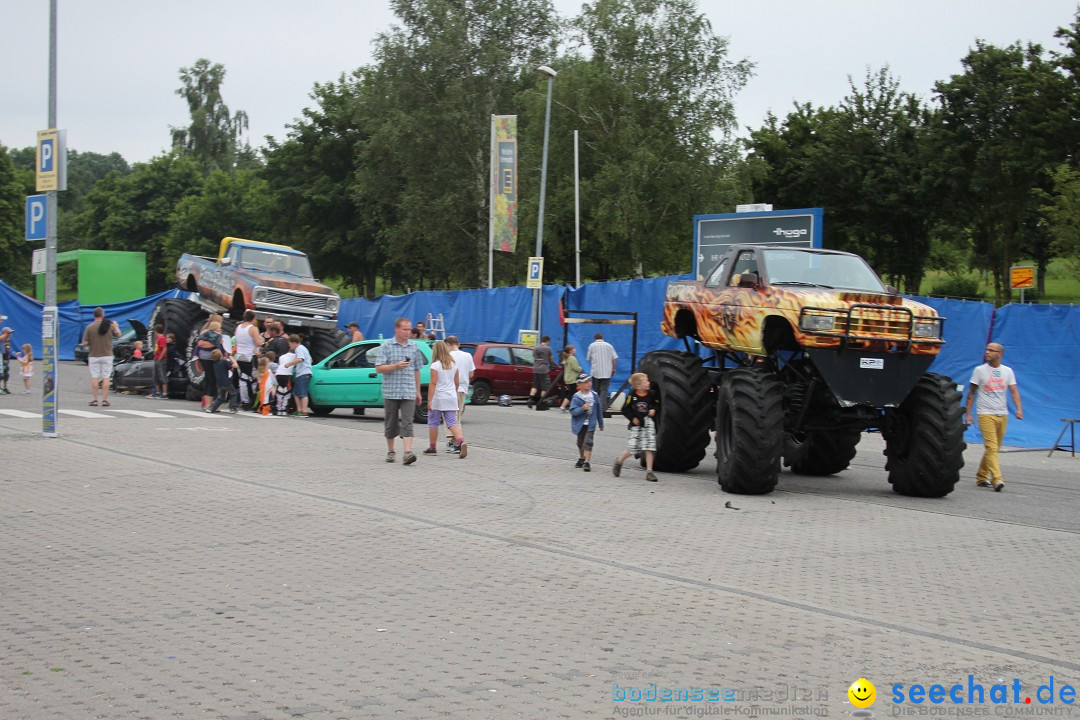 XXXXL-Monster-Truck-Show: Volkertshausen am Bodensee, 24.06.2012