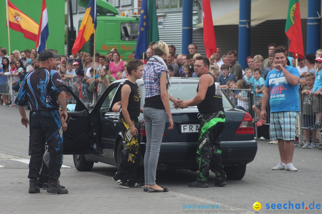 XXXXL-Monster-Truck-Show: Volkertshausen am Bodensee, 24.06.2012