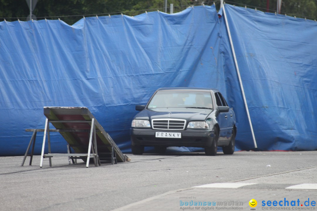 XXXXL-Monster-Truck-Show: Volkertshausen am Bodensee, 24.06.2012