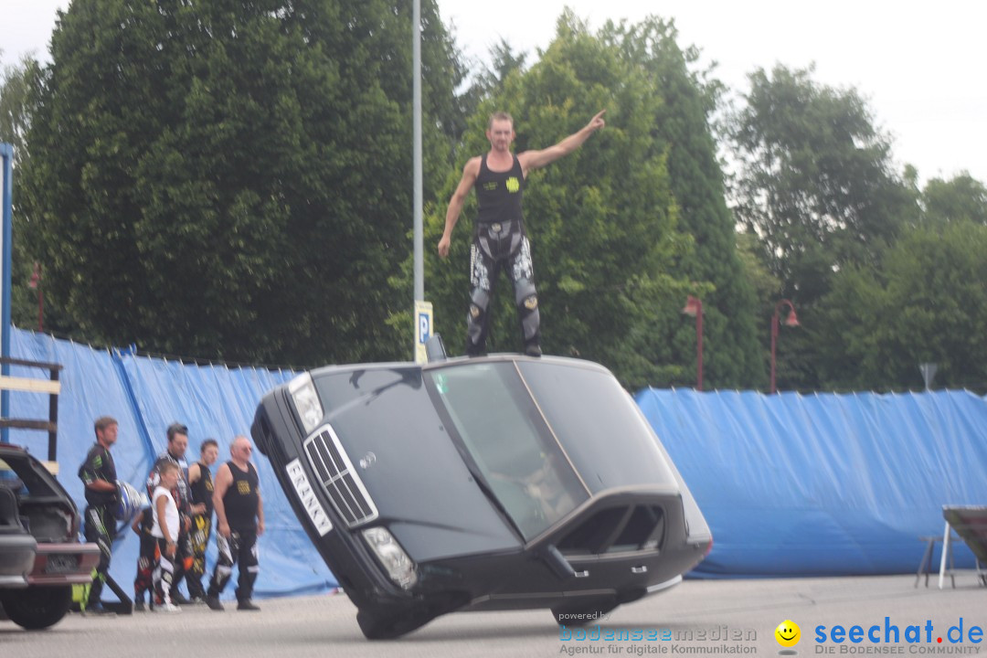 XXXXL-Monster-Truck-Show: Volkertshausen am Bodensee, 24.06.2012