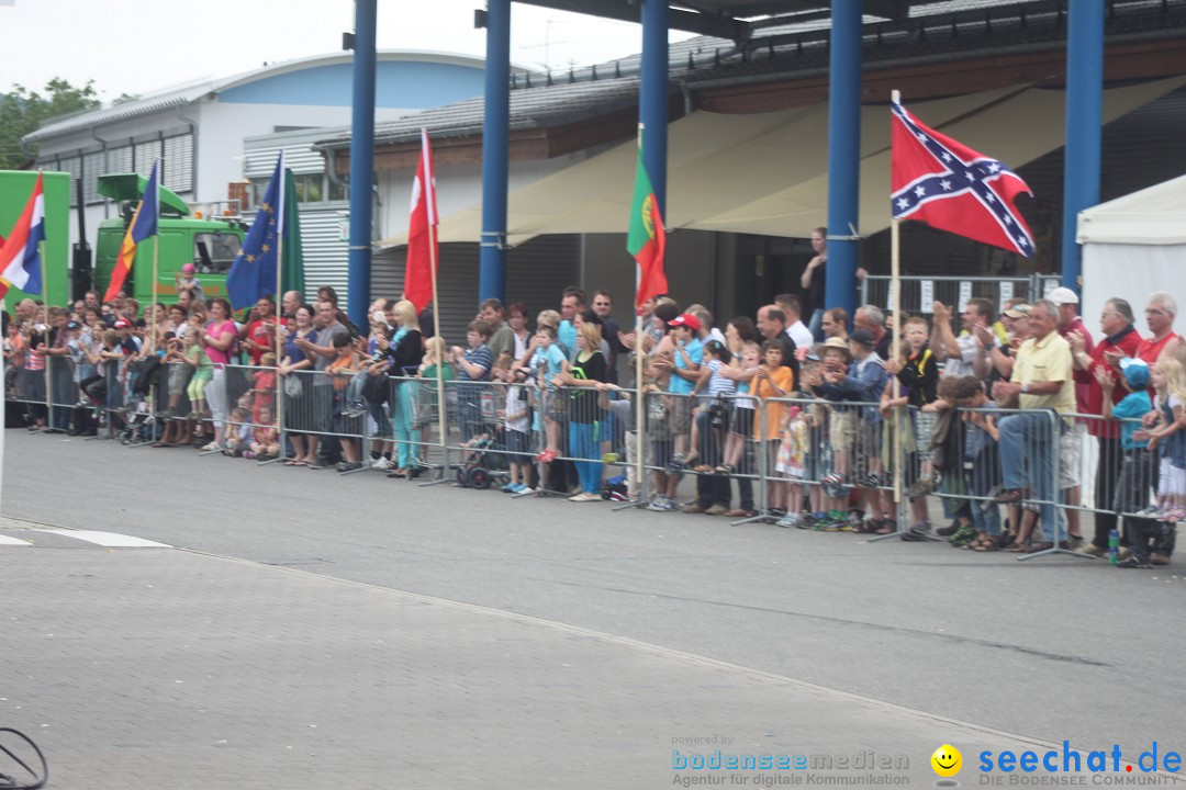 XXXXL-Monster-Truck-Show: Volkertshausen am Bodensee, 24.06.2012