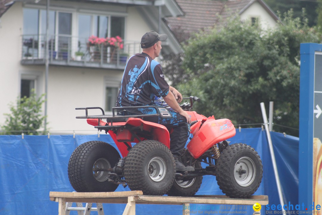 XXXXL-Monster-Truck-Show: Volkertshausen am Bodensee, 24.06.2012