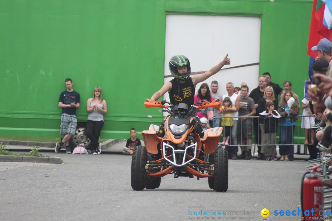 XXXXL-Monster-Truck-Show: Volkertshausen am Bodensee, 24.06.2012