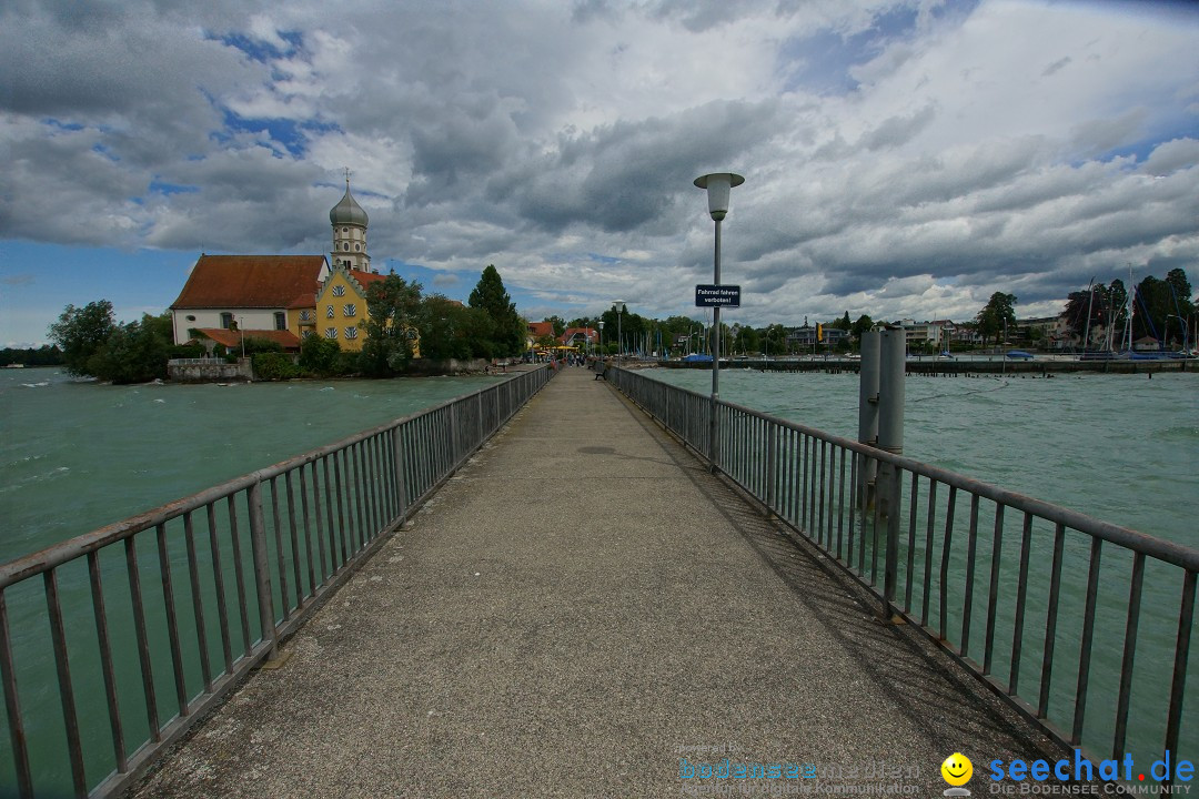 Badewannenrennen 2012: Wasserburg am Bodensee, 14.07.2012