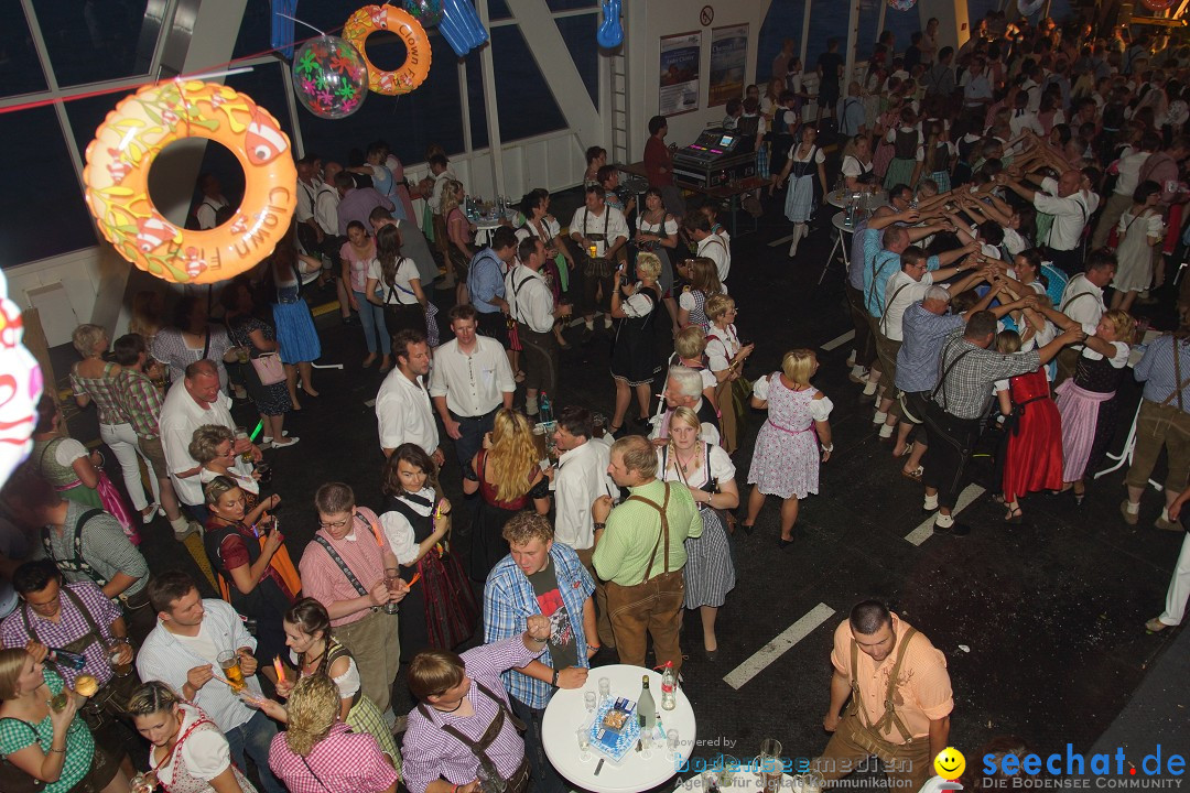 Partyschiff: Lederhosen und Dirndl: Friedrichshafen am Bodensee, 04.08.2012