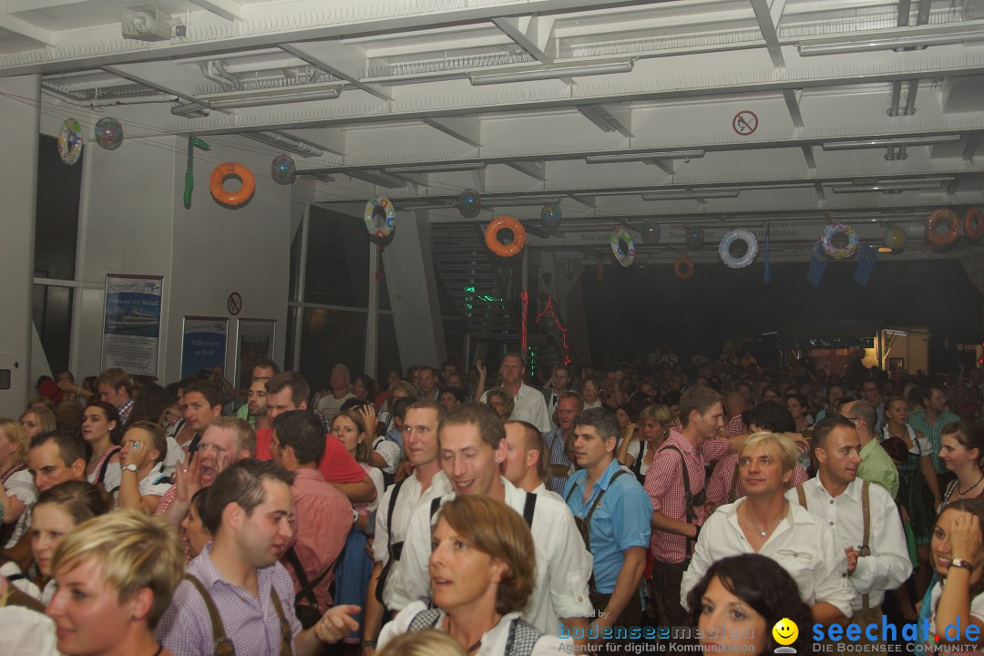 Partyschiff: Lederhosen und Dirndl: Friedrichshafen am Bodensee, 04.08.2012