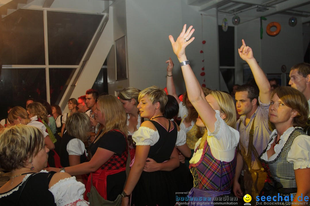 Partyschiff: Lederhosen und Dirndl: Friedrichshafen am Bodensee, 04.08.2012