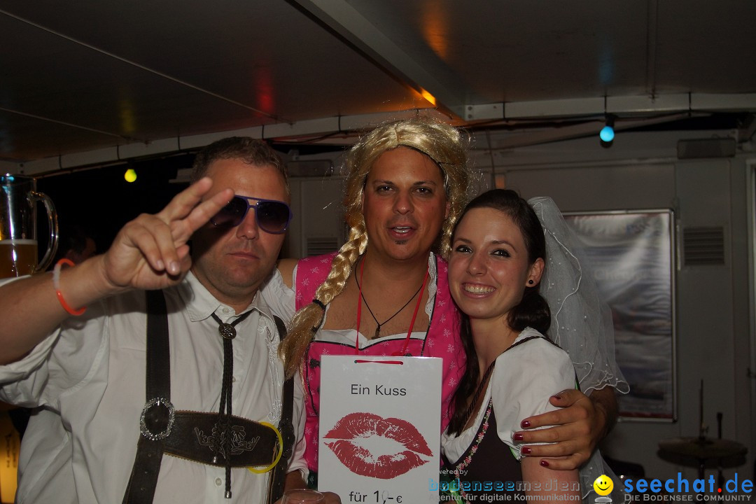 Partyschiff: Lederhosen und Dirndl: Friedrichshafen am Bodensee, 04.08.2012