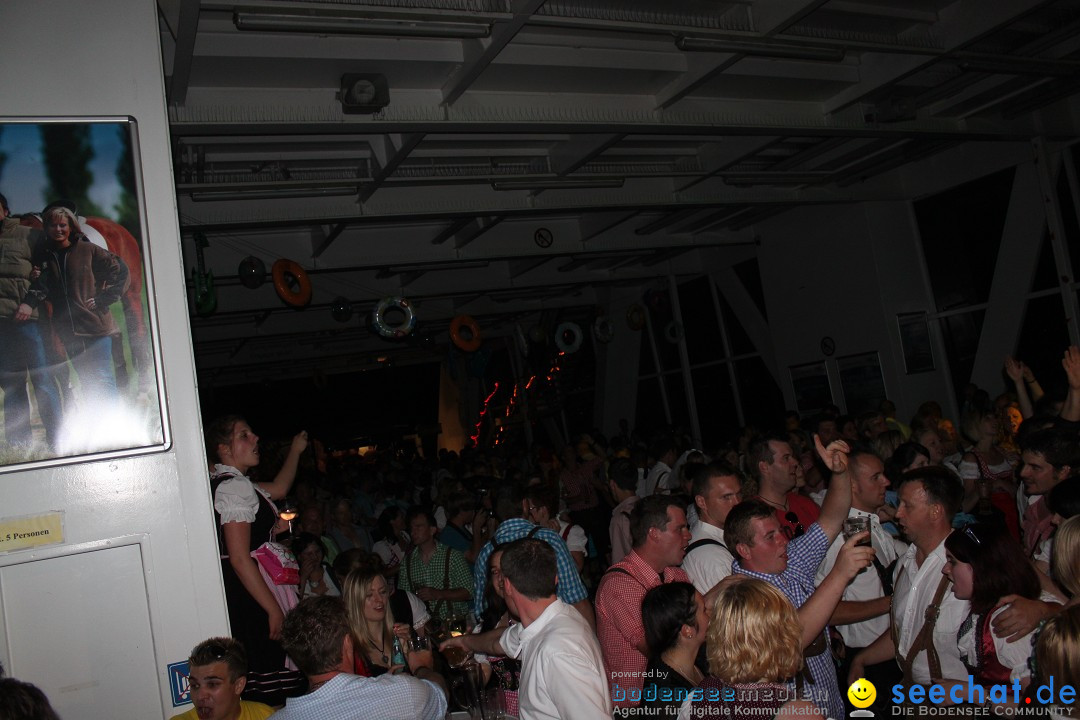 Partyschiff: Lederhosen und Dirndl: Friedrichshafen am Bodensee, 04.08.2012