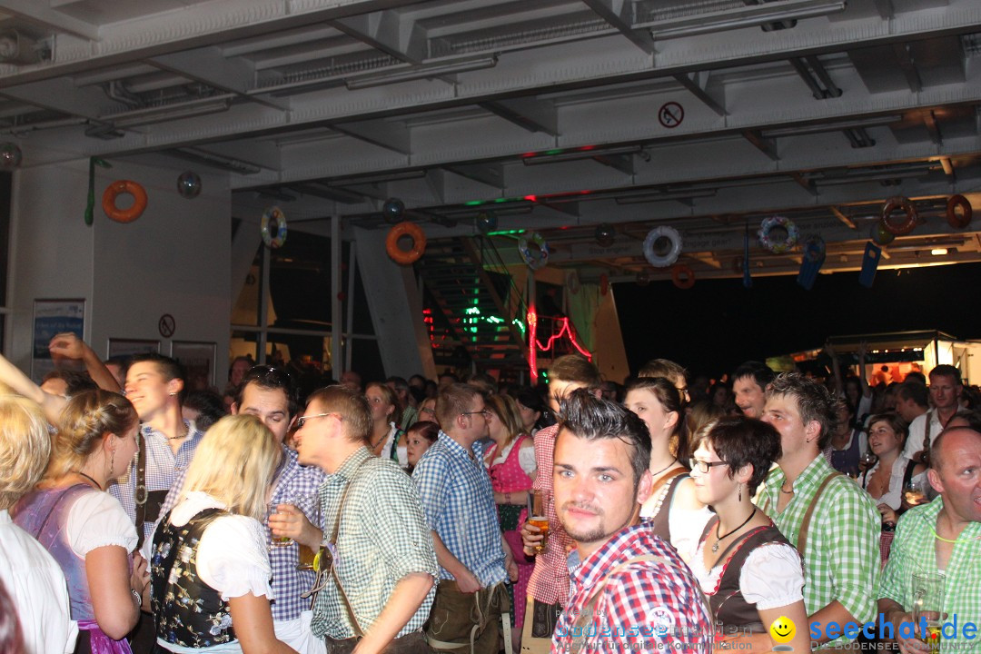 Partyschiff: Lederhosen und Dirndl: Friedrichshafen am Bodensee, 04.08.2012