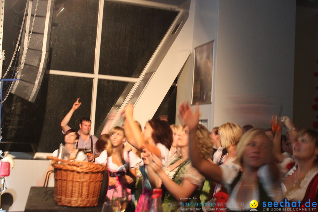 Partyschiff: Lederhosen und Dirndl: Friedrichshafen am Bodensee, 04.08.2012