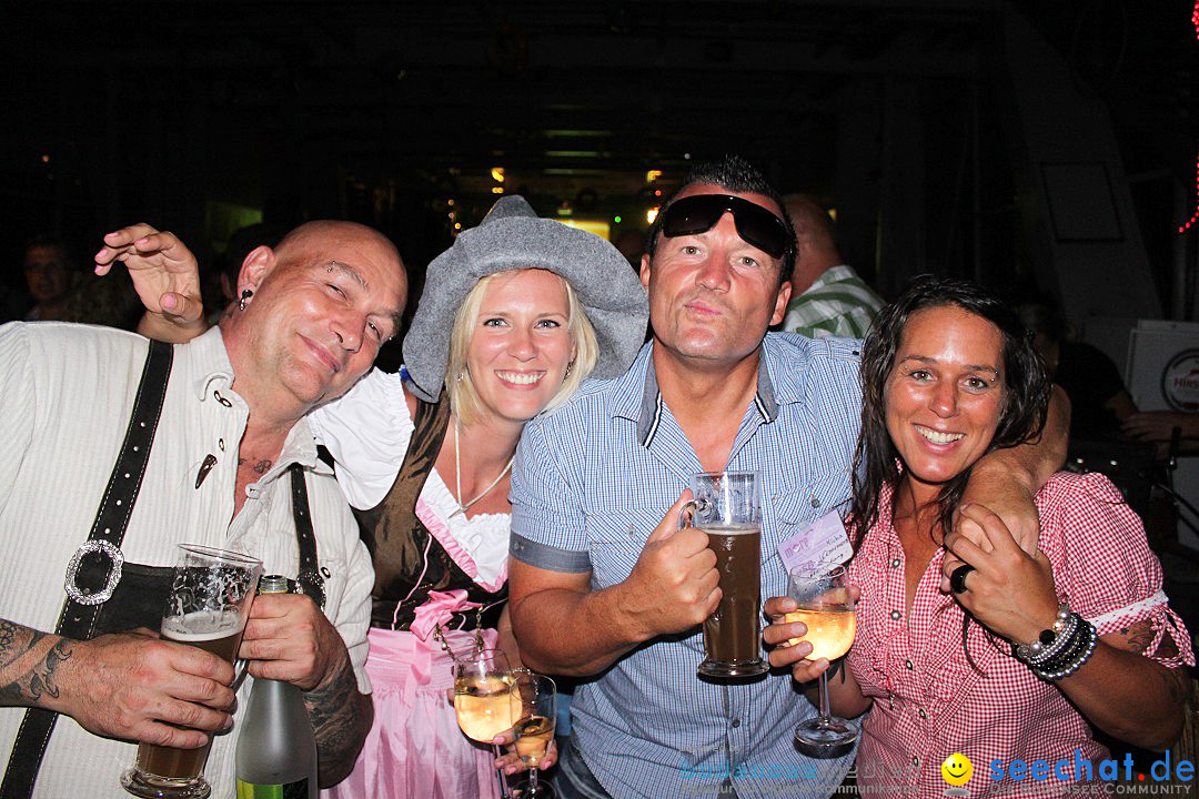 Partyschiff: Lederhosen und Dirndl: Friedrichshafen am Bodensee, 04.08.2012