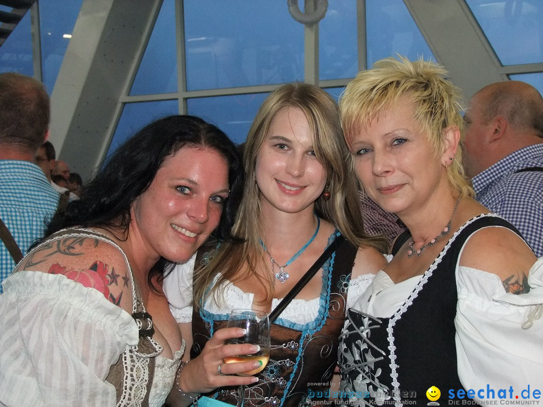 Partyschiff: Lederhosen und Dirndl: Friedrichshafen am Bodensee, 04.08.2012