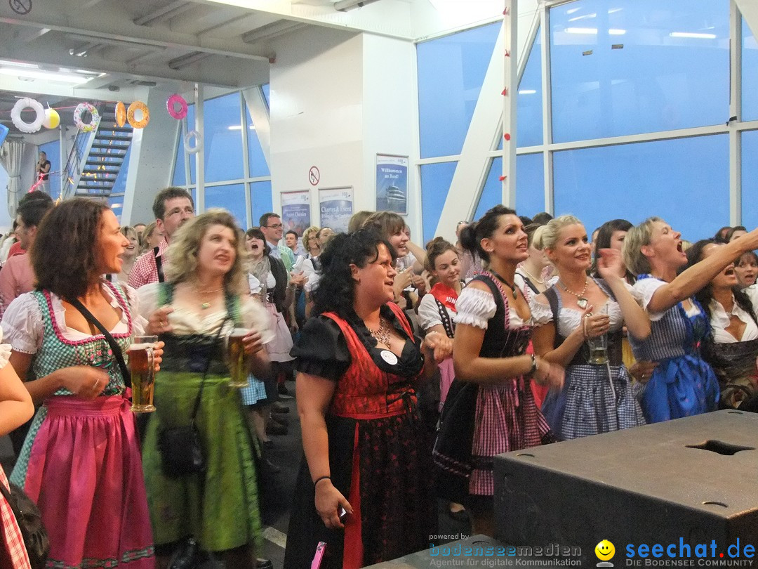 Partyschiff: Lederhosen und Dirndl: Friedrichshafen am Bodensee, 04.08.2012