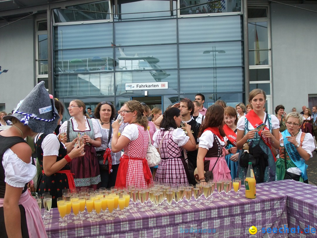 Partyschiff: Lederhosen und Dirndl: Friedrichshafen am Bodensee, 04.08.2012