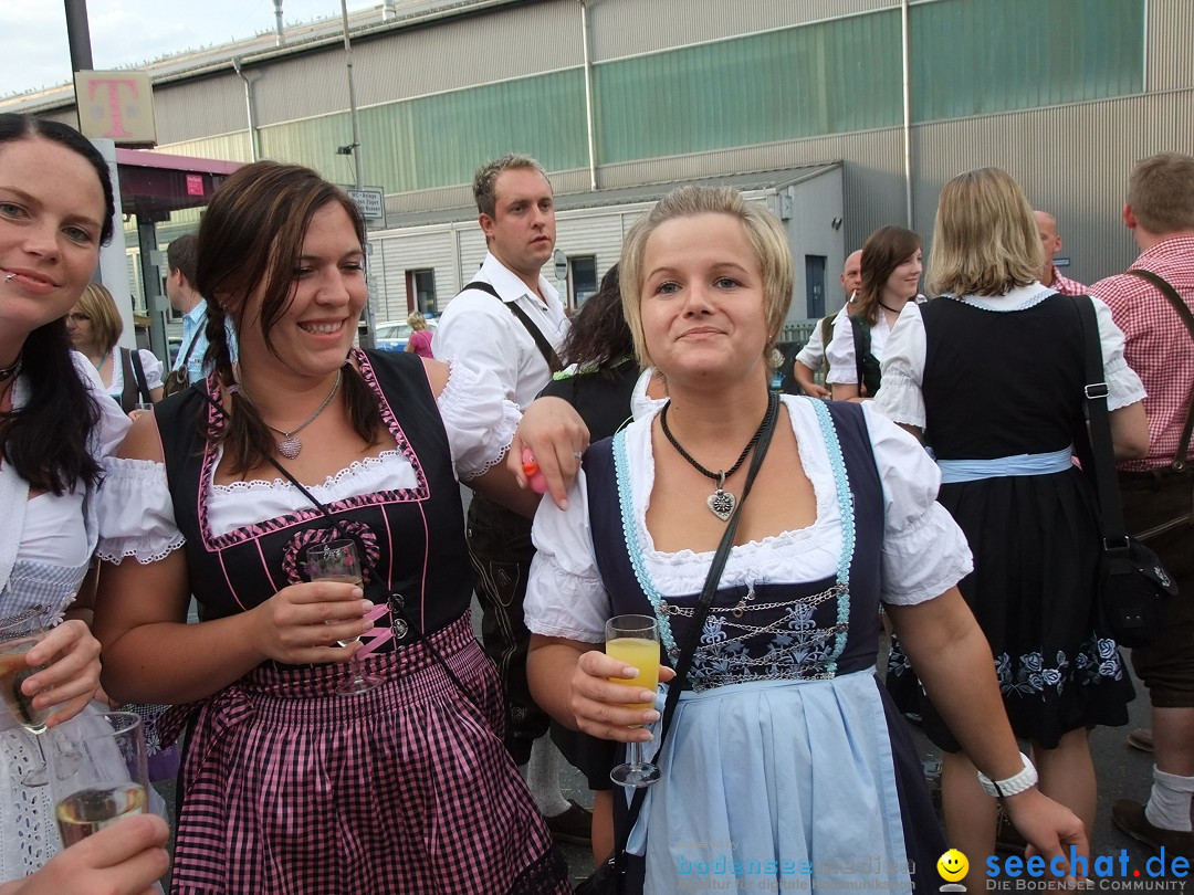 Partyschiff: Lederhosen und Dirndl: Friedrichshafen am Bodensee, 04.08.2012