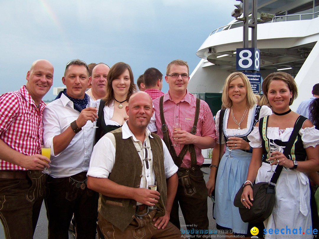 Partyschiff: Lederhosen und Dirndl: Friedrichshafen am Bodensee, 04.08.2012