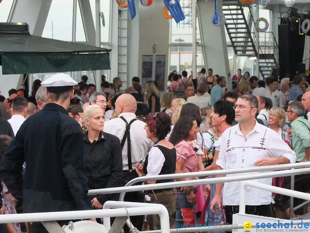 Partyschiff: Lederhosen und Dirndl: Friedrichshafen am Bodensee, 04.08.2012