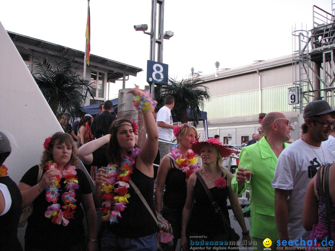 Partyschiff: FLOWER-POWER: Friedrichshafen am Bodensee, 18.08.2012