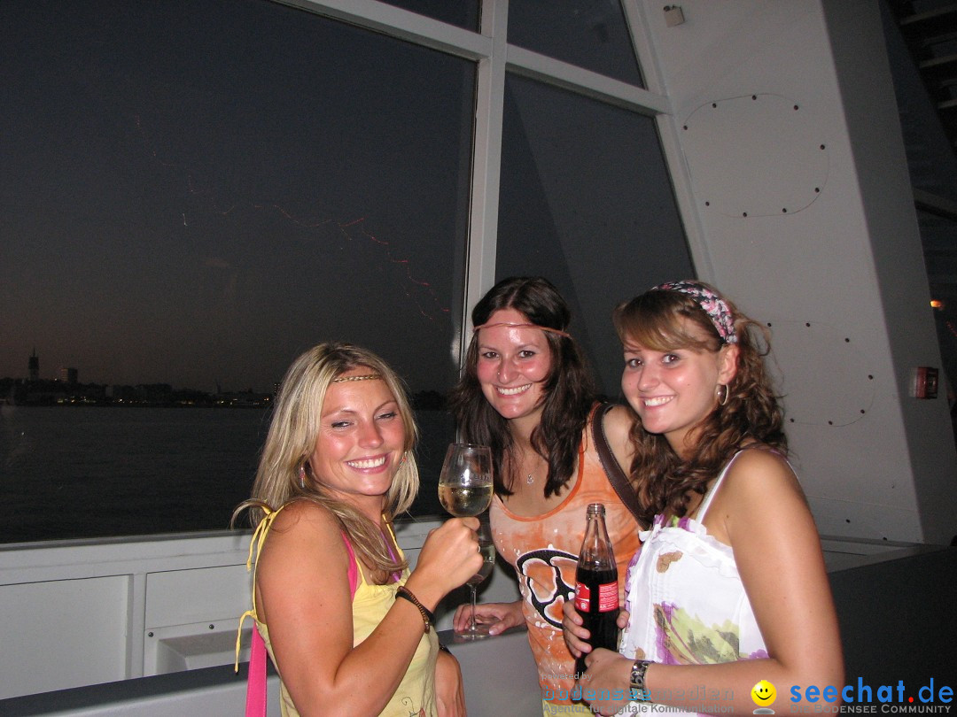 Partyschiff: FLOWER-POWER: Friedrichshafen am Bodensee, 18.08.2012