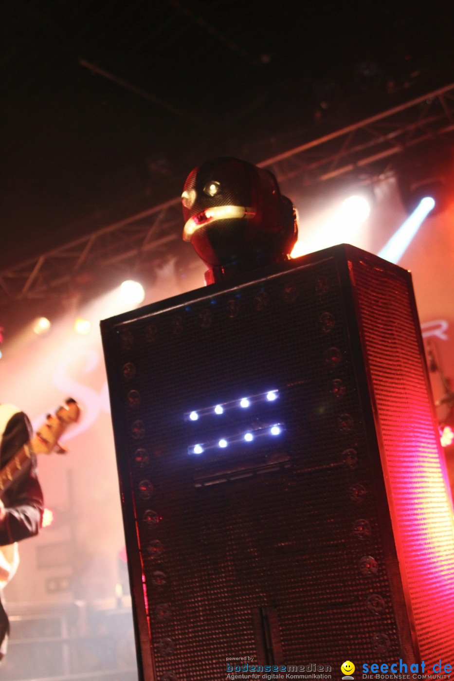 BONAPARTE Konzert im Roxy: Ulm, 12.12.2012