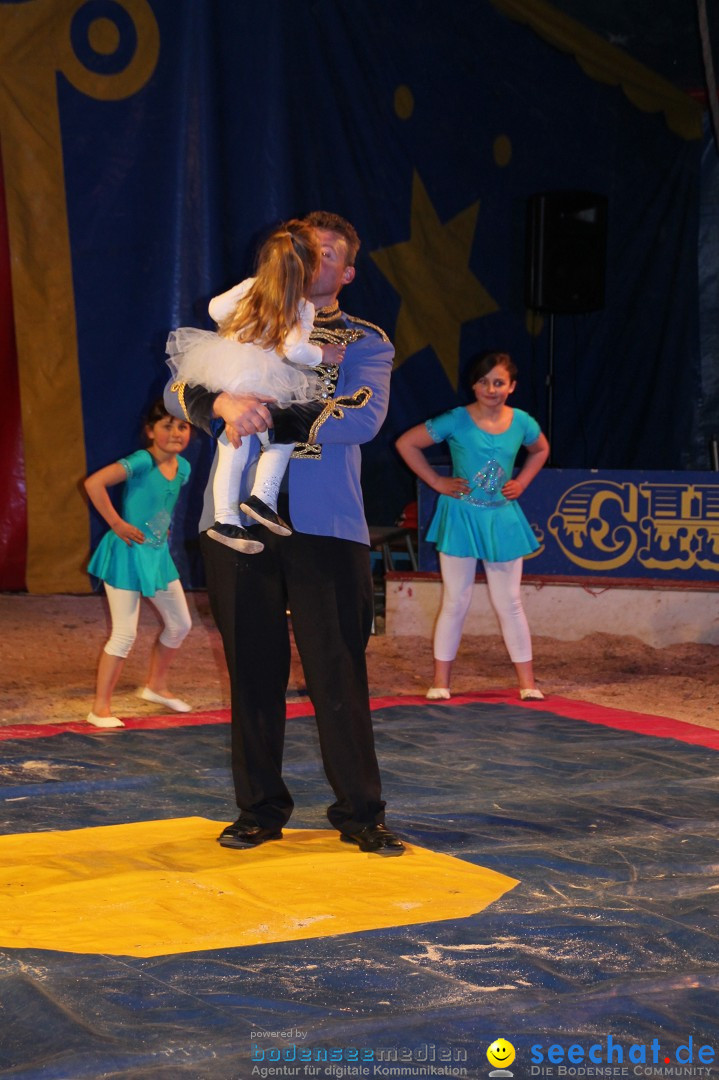 CIRCUS HENRY - Zauber der Manege: Bad Wurzach, 07.04.2013