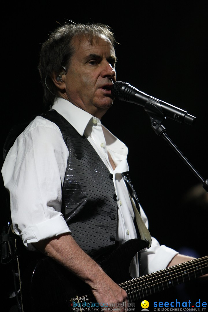 Chris de Burgh &amp;amp;amp;amp;amp; Band: Live In Concert: ratiopharmarena Ulm, 08.04.2013