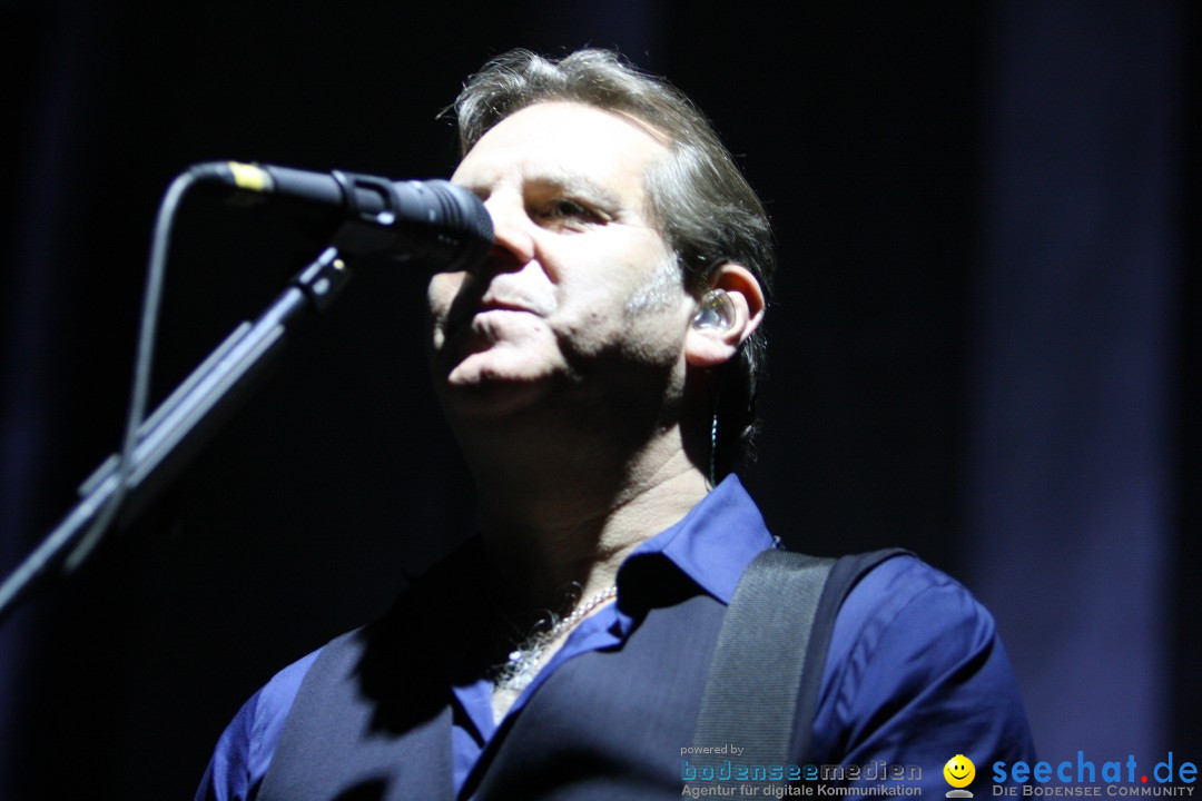 Chris de Burgh &amp;amp;amp;amp;amp; Band: Live In Concert: ratiopharmarena Ulm, 08.04.2013