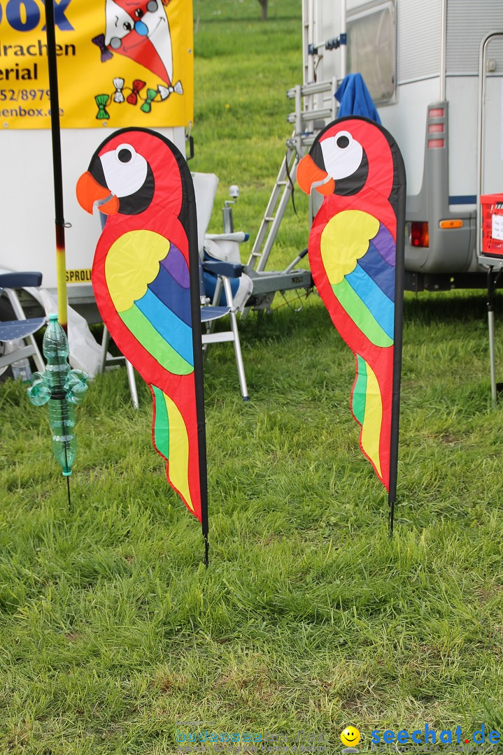 Eglofser Feuerzauber mit Ballongluehen: Eglofs - Wangen im Allgaeu, 01.05.2