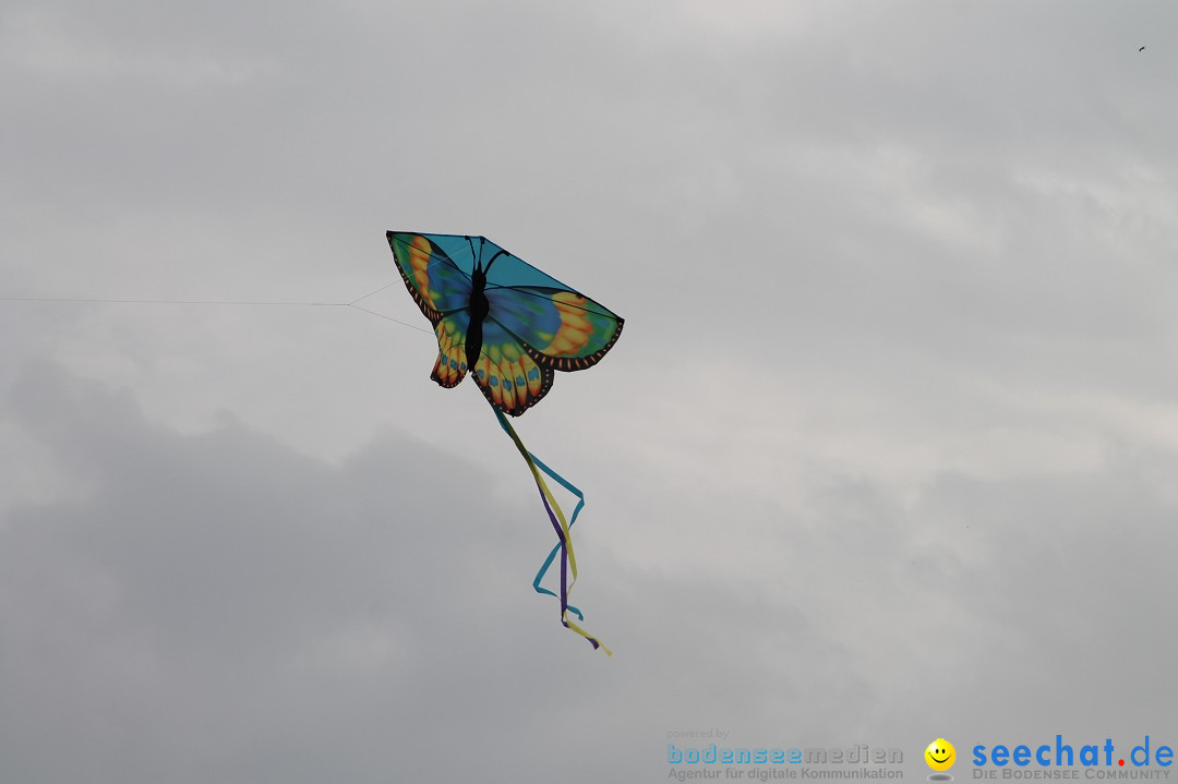 Eglofser Feuerzauber mit Ballongluehen: Eglofs - Wangen im Allgaeu, 01.05.2