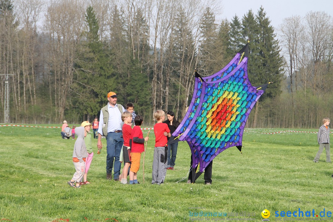 Eglofser Feuerzauber mit Ballongluehen: Eglofs - Wangen im Allgaeu, 01.05.2