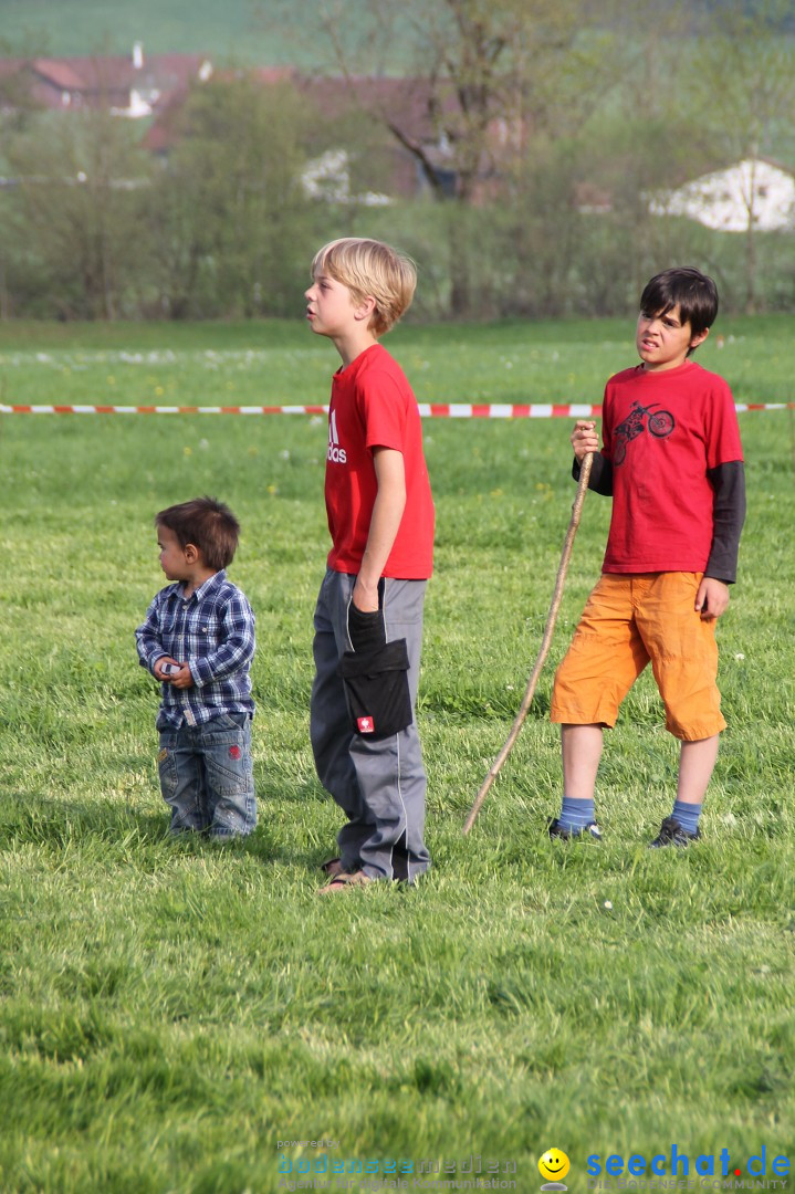 Eglofser Feuerzauber mit Ballongluehen: Eglofs - Wangen im Allgaeu, 01.05.2