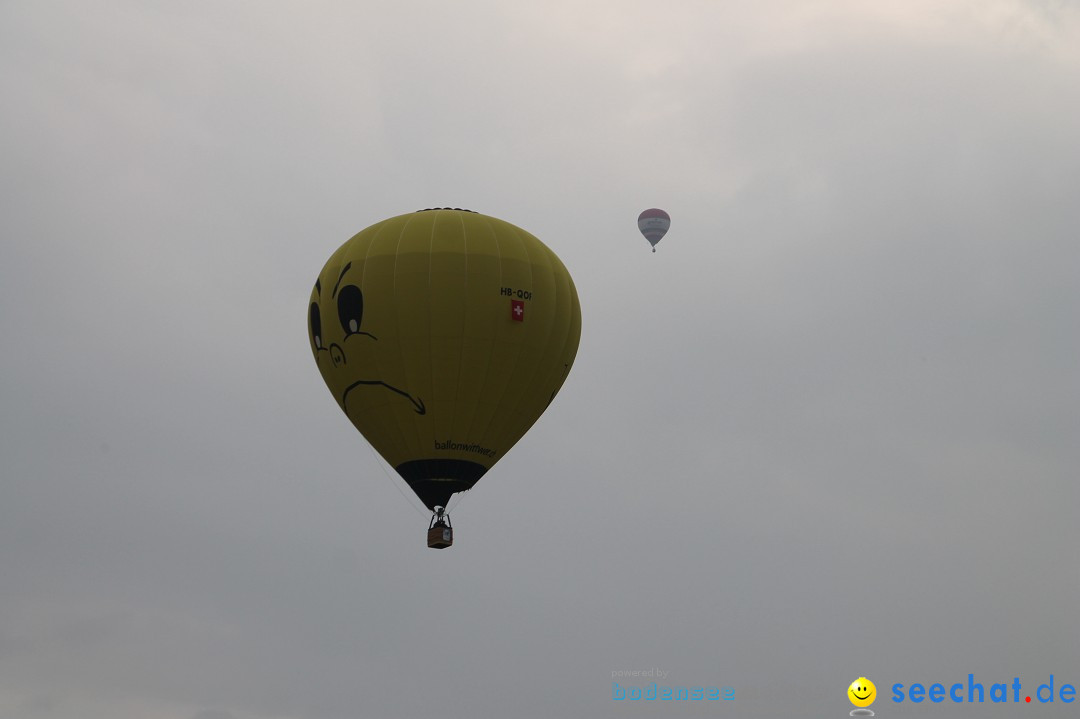 Eglofser Feuerzauber mit Ballongluehen: Eglofs - Wangen im Allgaeu, 01.05.2