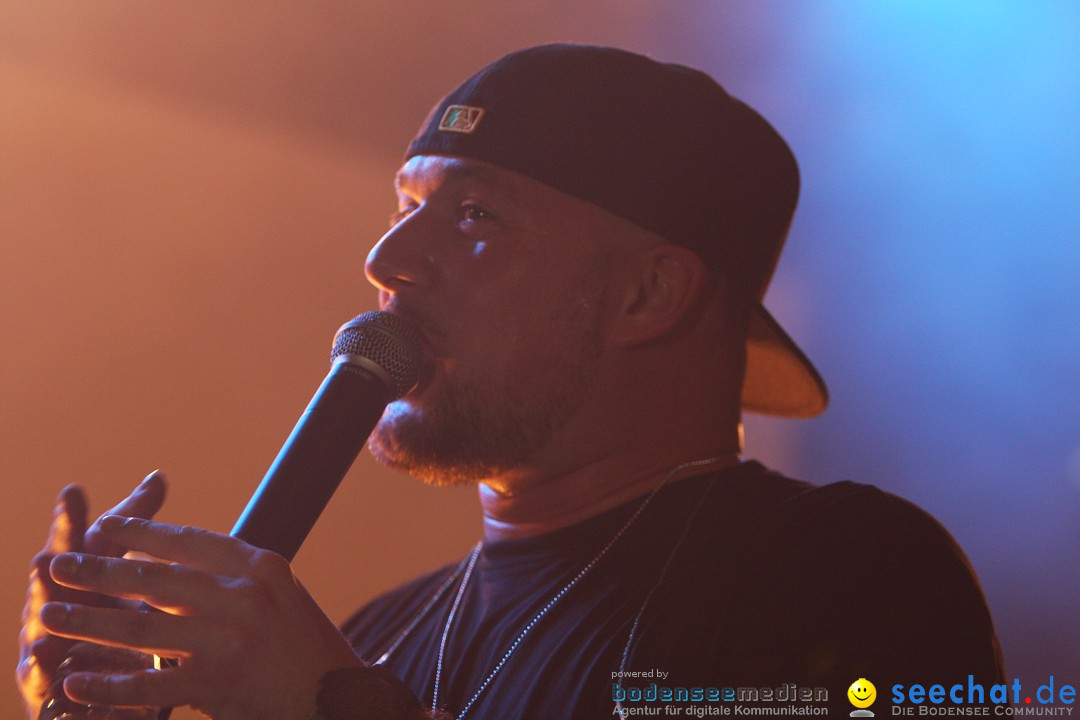 Catch a Fire mit KOOL SAVAS, CURSE, RAF, Olli Banjo, Laas Unltd im Roxy: Ul