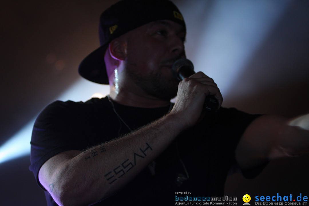 Catch a Fire mit KOOL SAVAS, CURSE, RAF, Olli Banjo, Laas Unltd im Roxy: Ul