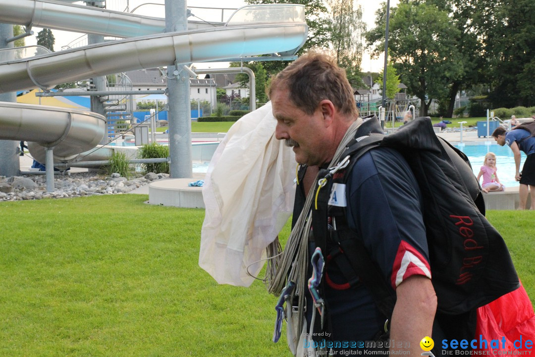 Red Bull Lake Jump Challenge: Romanshorn am Bodensee, 05.07.2013