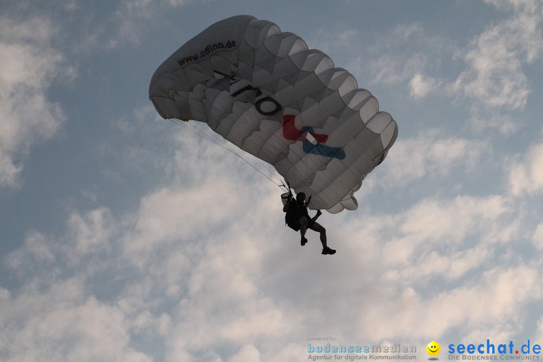 Red Bull Lake Jump Challenge: Romanshorn am Bodensee, 05.07.2013