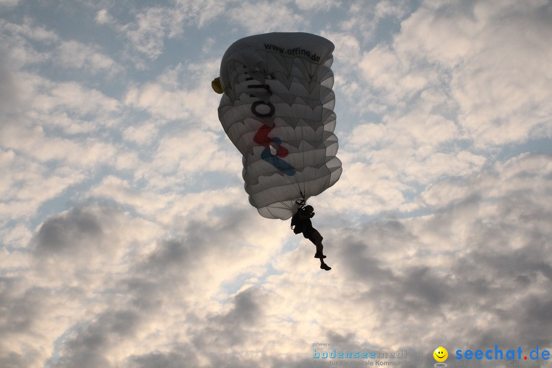 Red Bull Lake Jump Challenge: Romanshorn am Bodensee, 05.07.2013