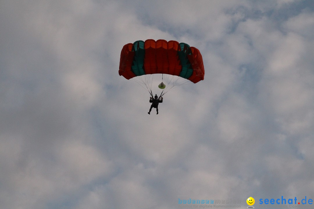 Red Bull Lake Jump Challenge: Romanshorn am Bodensee, 05.07.2013