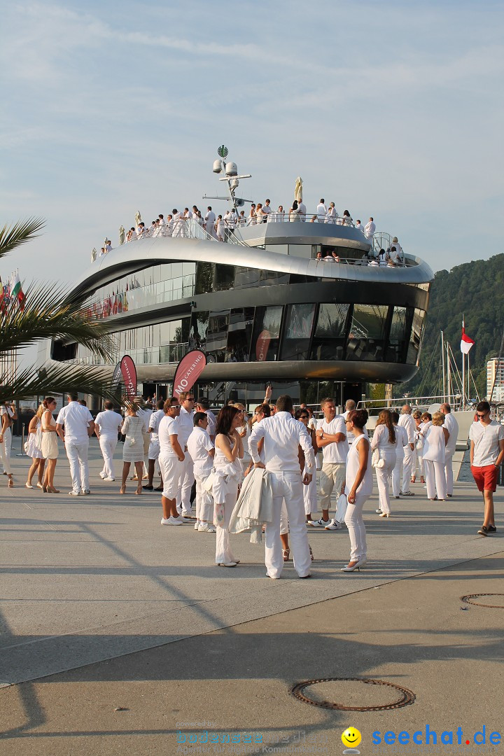 White-Night-Sonnenk_nigin-Bregenz-20-07-2013-Bodensee-Community-seechat_deBild_002.jpg