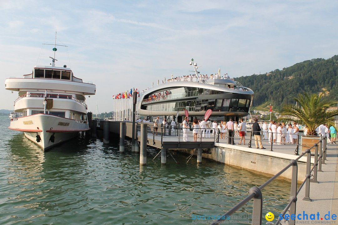 White-Night-Sonnenk_nigin-Bregenz-20-07-2013-Bodensee-Community-seechat_deBild_002.jpg