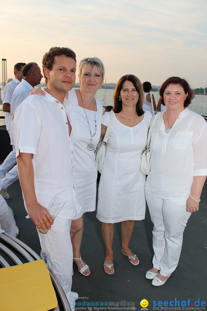 White-Night-Sonnenk_nigin-Bregenz-20-07-2013-Bodensee-Community-seechat_deBild_128.jpg