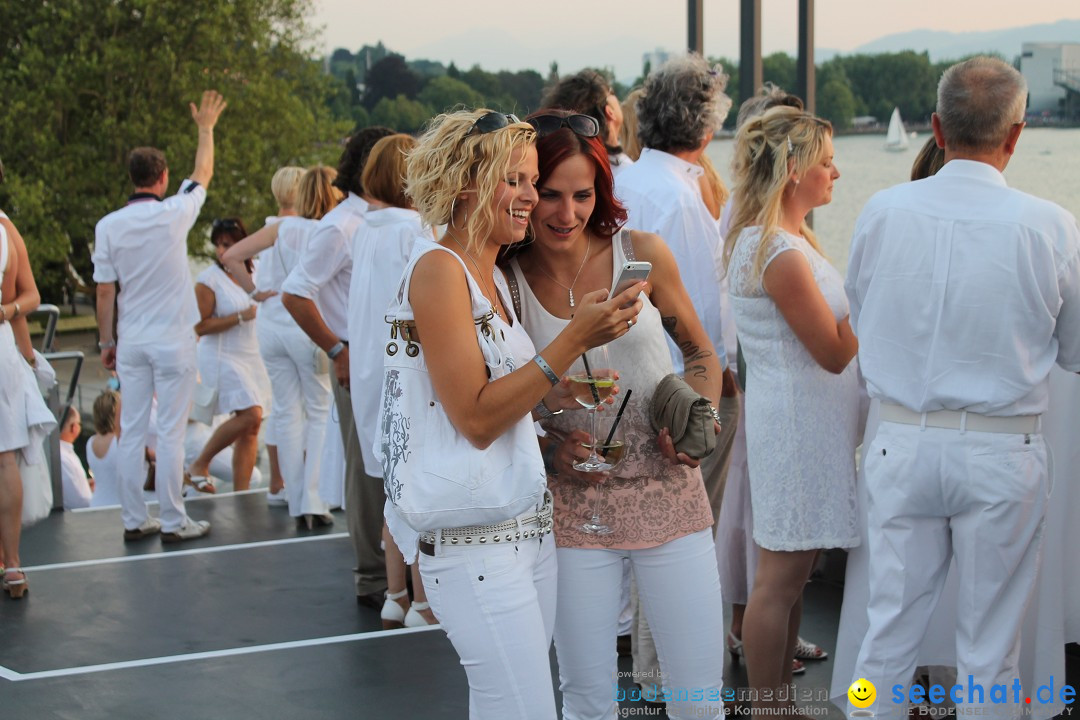 White-Night-Sonnenk_nigin-Bregenz-20-07-2013-Bodensee-Community-seechat_deBild_196.jpg