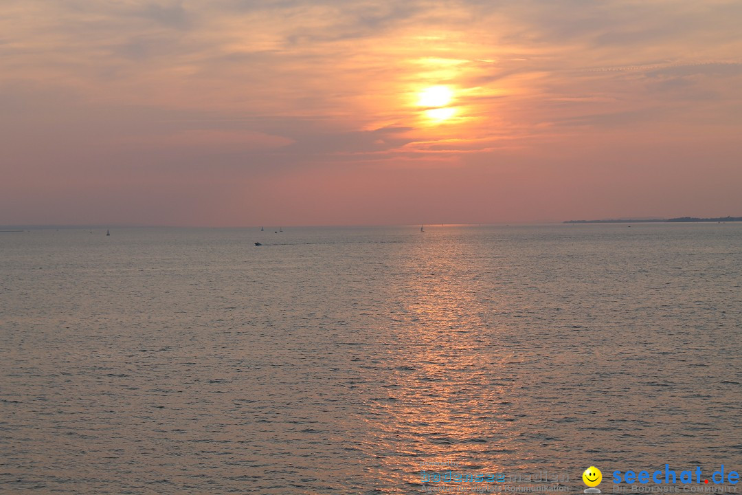 White-Night-Sonnenk_nigin-Bregenz-20-07-2013-Bodensee-Community-seechat_deBild_201.jpg